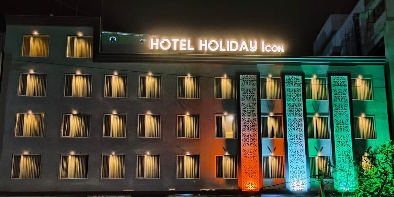 Hotel Holiday Icon Dwārka Eksteriør billede